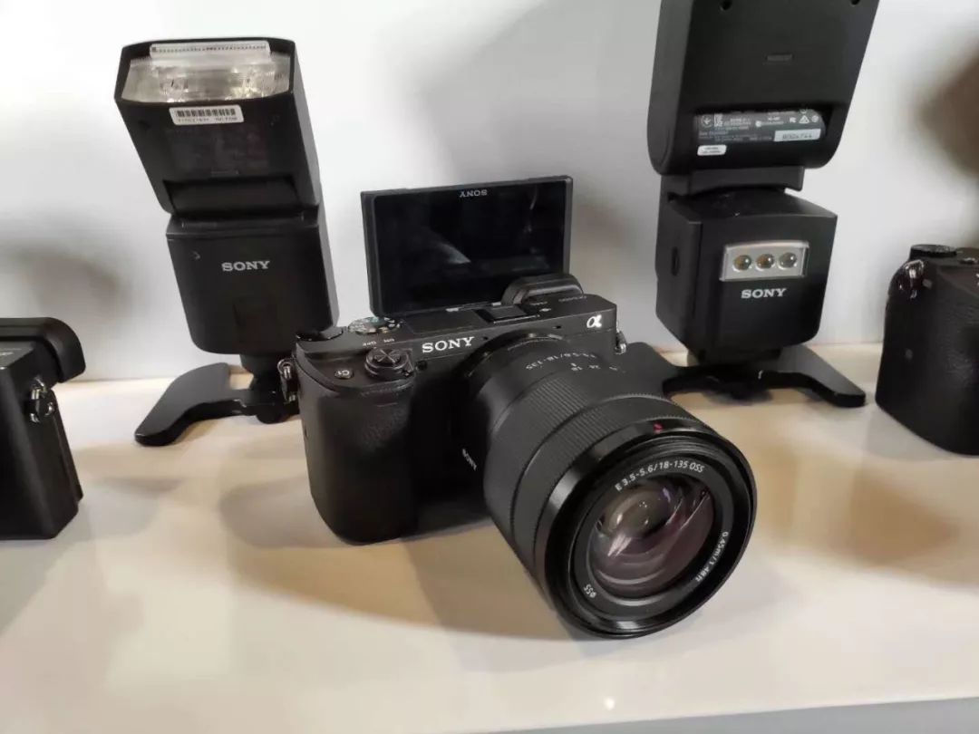 索尼a6400二次曝光玩法,索尼a6400aps