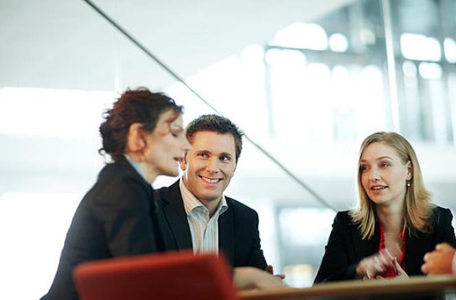 职场观人的十大细节准到可怕,在职场上怎样才能看出靠谱的同事