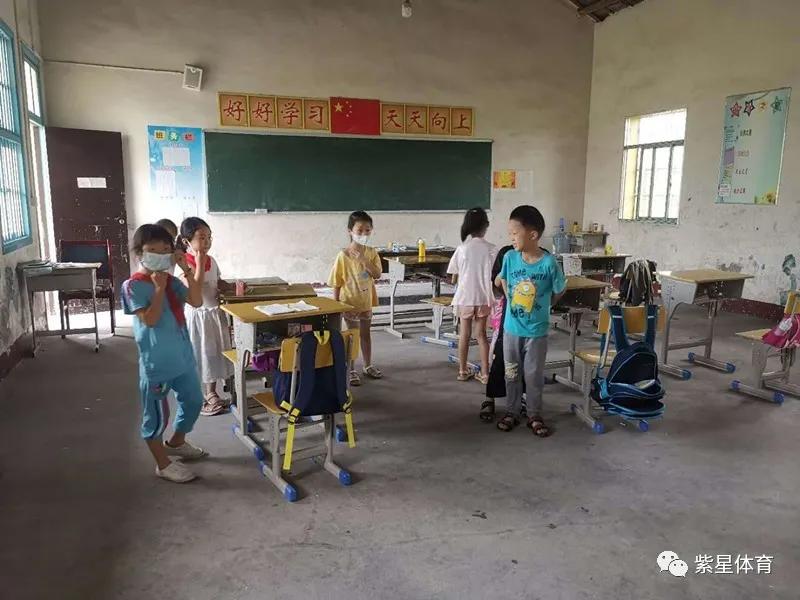 圆梦足球,公益足球课走进乡村学校