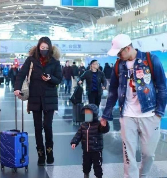 超级丹vs拿督,超级丹打乔纳坦