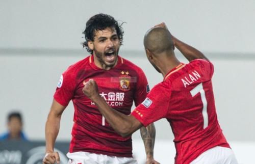 国足归化的4位巴西球星,国足归化球员的最新消息