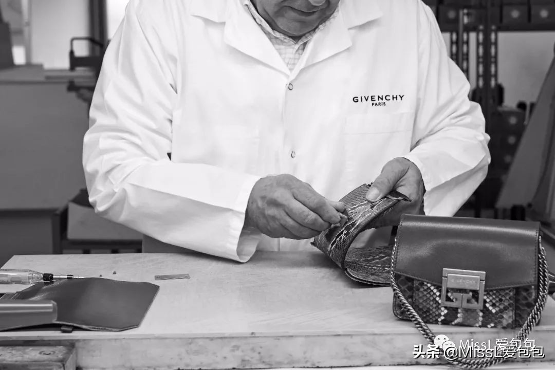 纪梵希givenchygvc绑带限定款,givenchy纪梵希2023新款连帽外套