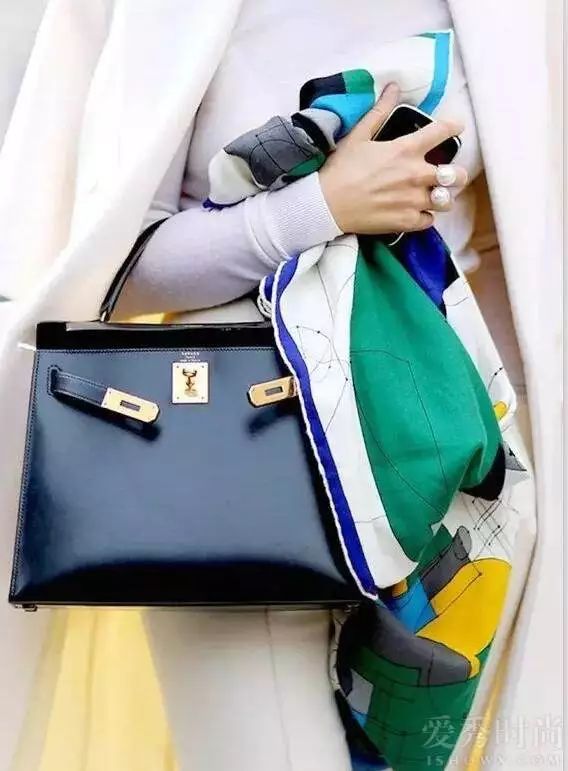 十大必买经典款包包图片及价格,十款永不过时的包双层