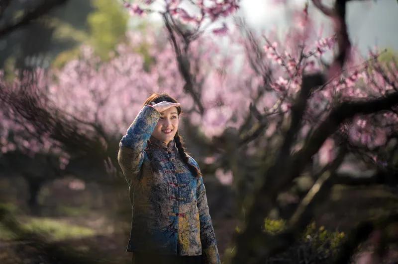 浜茶韩缁忓巻搴曞眰浜虹殑鐢熸椿,搴曞眰浜虹殑涓夌鍥板
