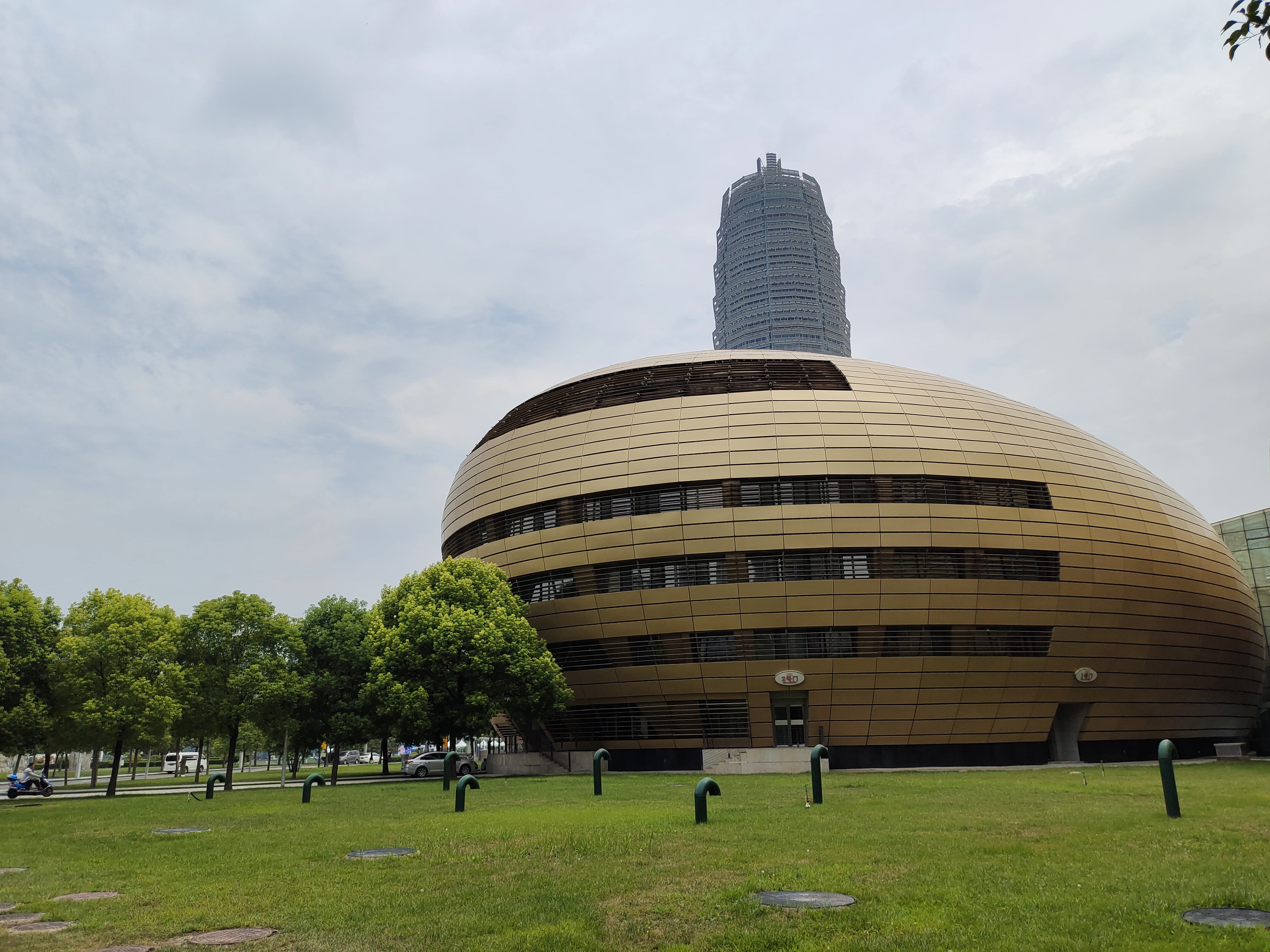 vivos7和iqooz3哪个好,vivos7安兔兔跑分