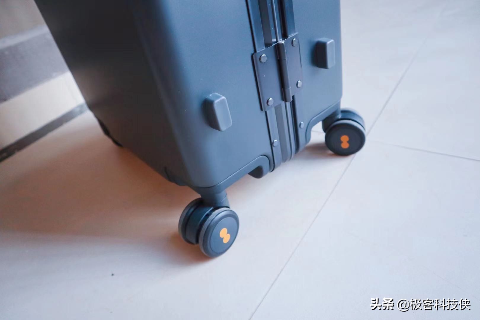 地平线8号是最好的行李箱吗,地平线8号power旅行箱测评