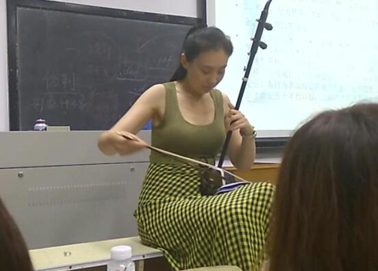 音乐表演和音乐教育就业哪个好,音乐生学音乐编创专业的就业前景