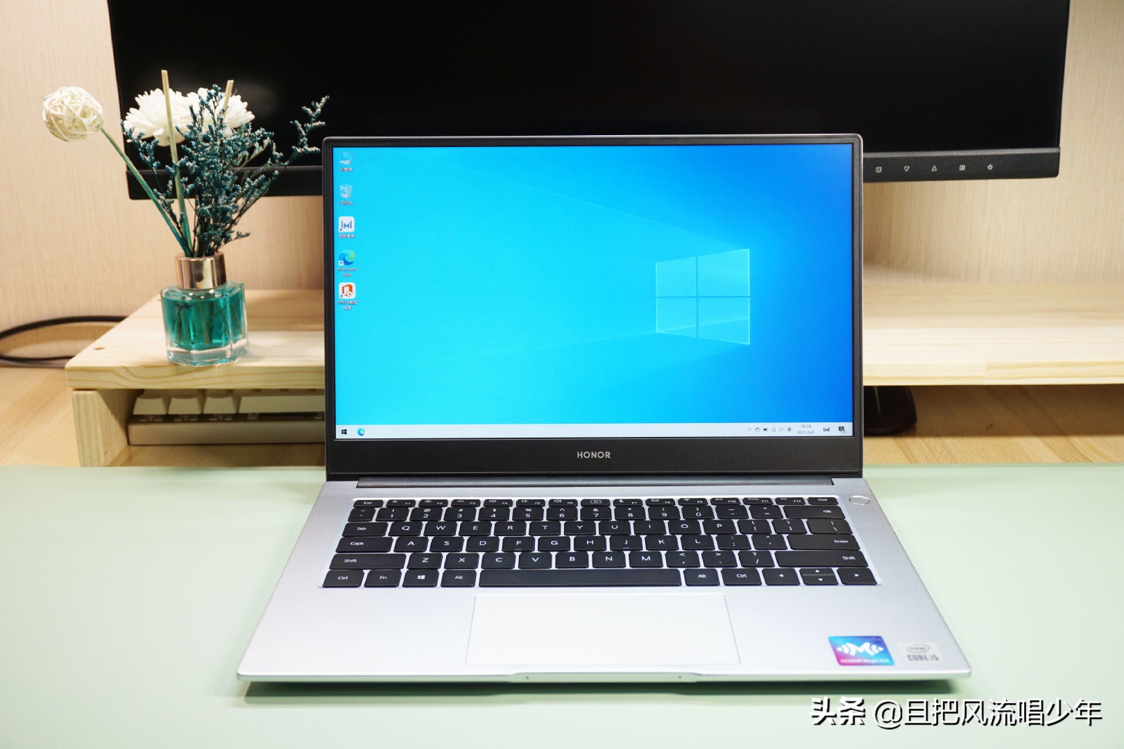 荣耀magicbook14核显版游戏体验,荣耀magicbookx14使用功能