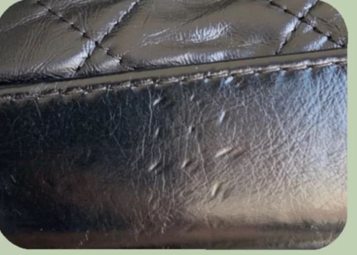 包包油边有压痕怎么办,包包发霉点了怎么回事