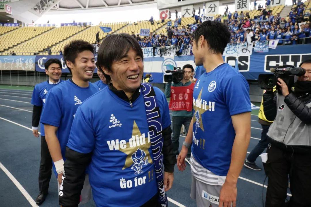 02年日本左后卫,23年前日本队