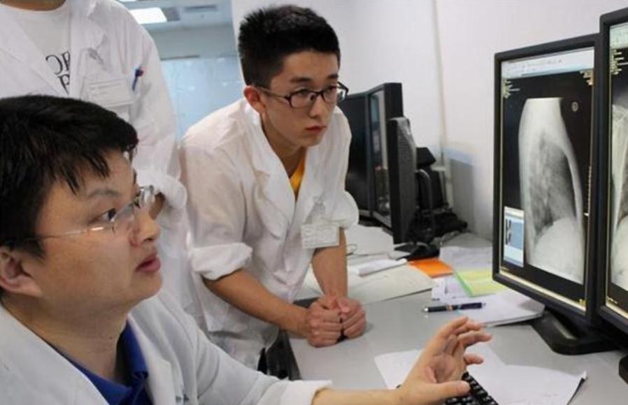 2021医学院“新四大天王”,北大医学部屈居第二,榜首高分领跑