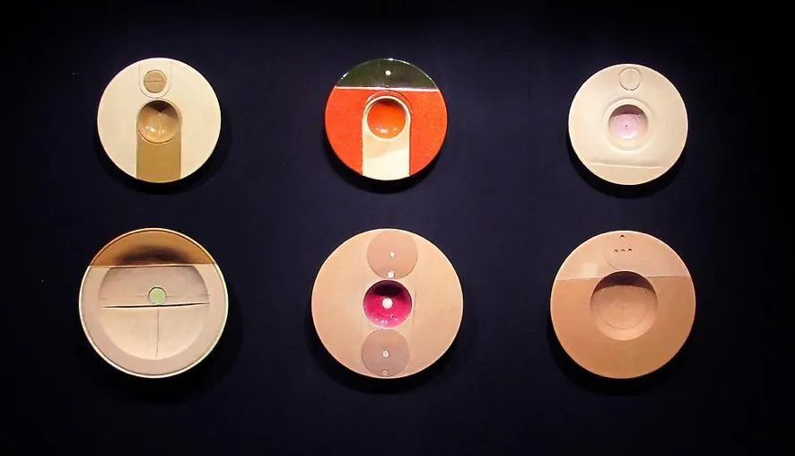 David Bowie的挚爱：Memphis | 80s意大利，设计也要反叛到底