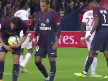 绿荫最后的桑巴舞者内马尔,内马尔