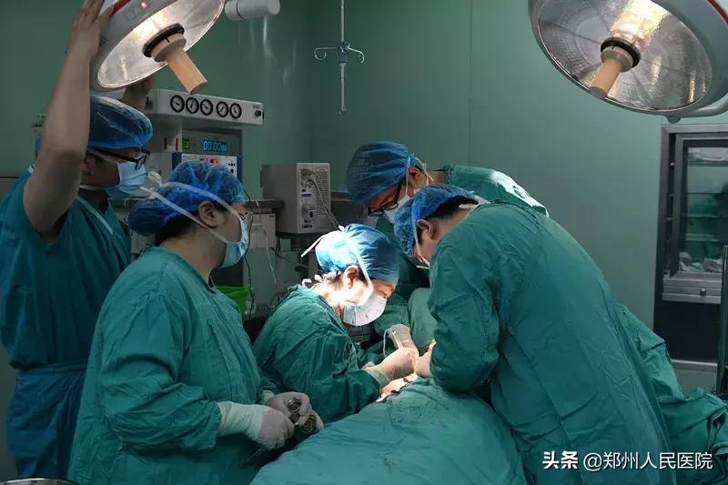 郑医好医生④｜刘薇：“乳”此钟情，她为患者重塑健康与美丽