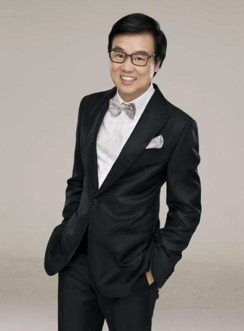 黄百鸣练腹肌视频,开心鬼黄百鸣秀腹肌