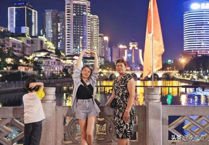 第一次跟团去贵州，我有3点吐槽和6个夸奖