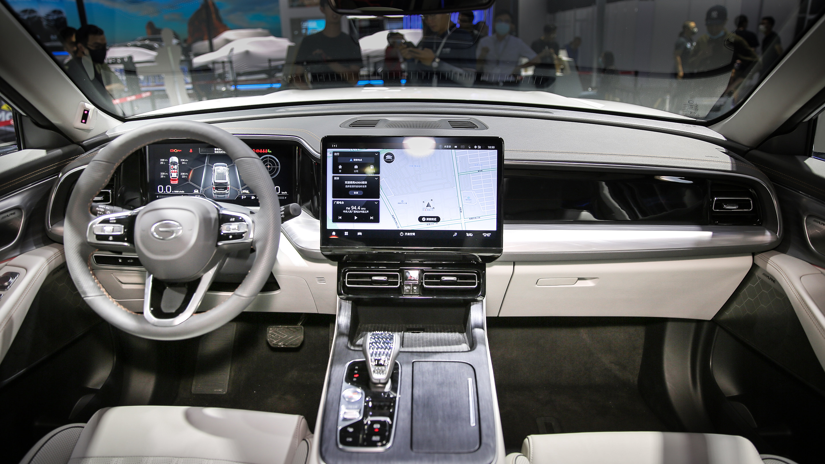 传祺gs8混动和汉兰达的一样吗,传祺gs8混动看起来有汉兰达大吗