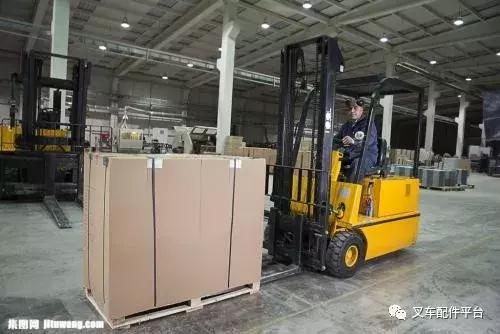 叉车启动不了是电动泵的问题吗,叉车启动困难是什么原因