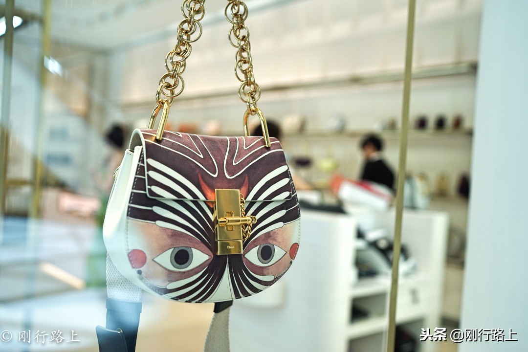 海南三亚国际免税城购物自提 (海南三亚免税城攻略)