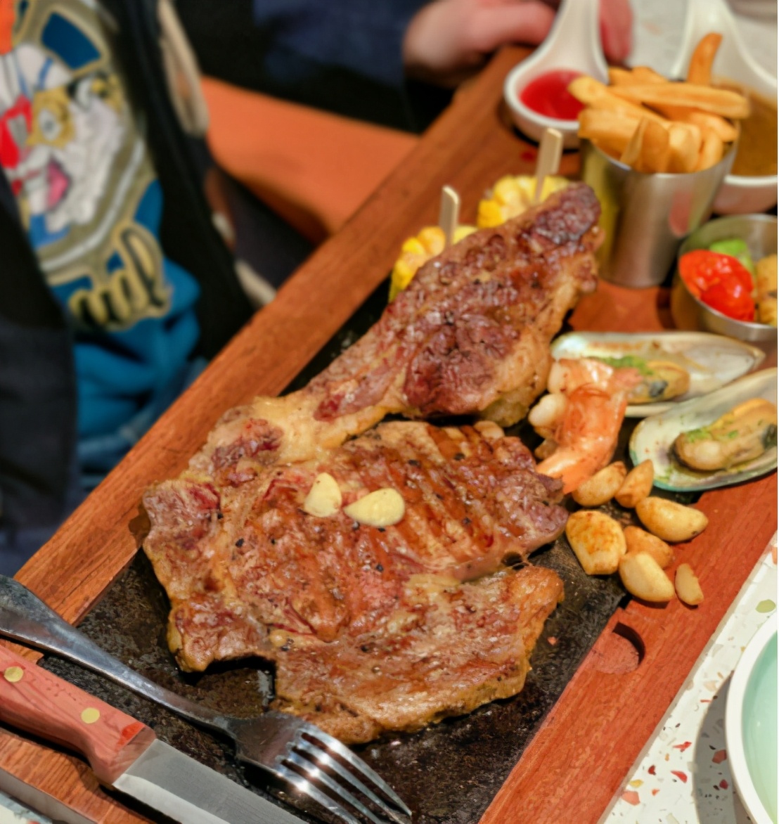 长沙好吃的牛排自助餐地方推荐,长沙的战斧牛排餐厅