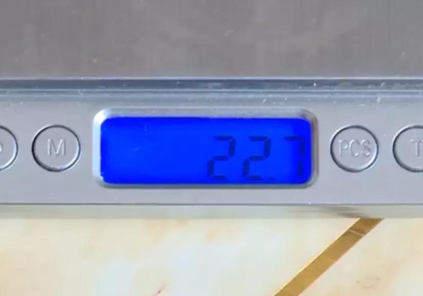 杀鸡取出鸡宝价值四百万,云南女子杀鸡惊现神秘宝物