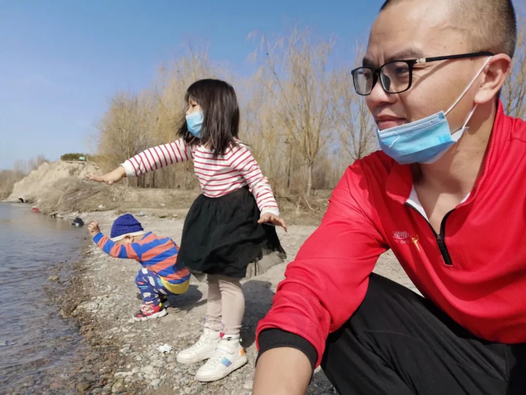 全国单脚跳冠军,单脚站立大赛最好成绩