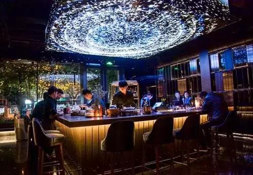 氛围感超好的酒吧推荐,气氛燃爆的酒吧