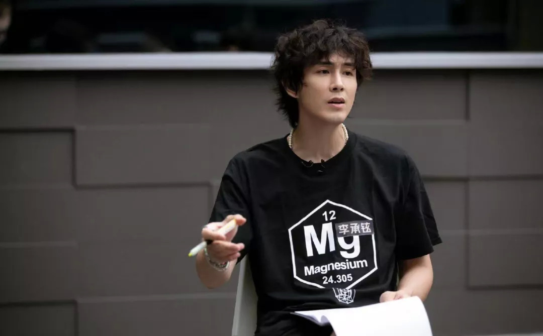 国家阳刚之气,人民爱军人的体现