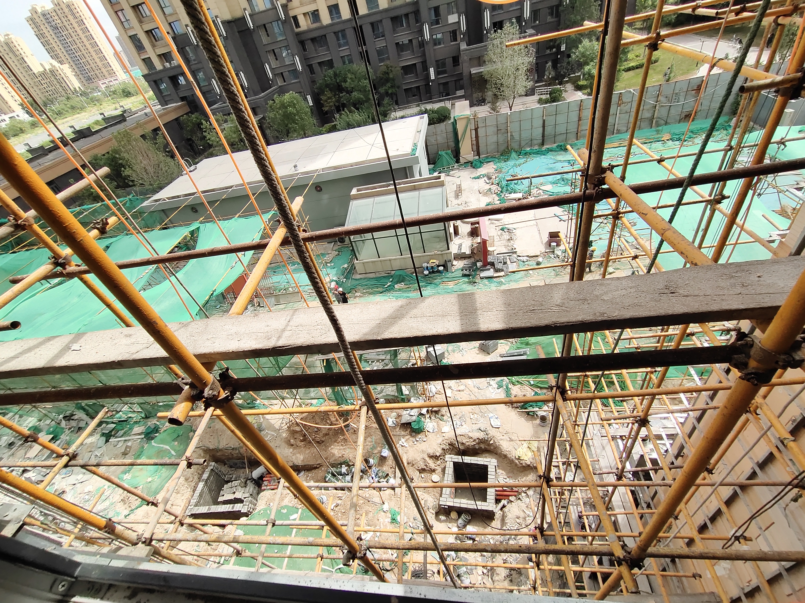 开远凤凰湖畔小区地址,唐山凤凰湖畔小区房价走势