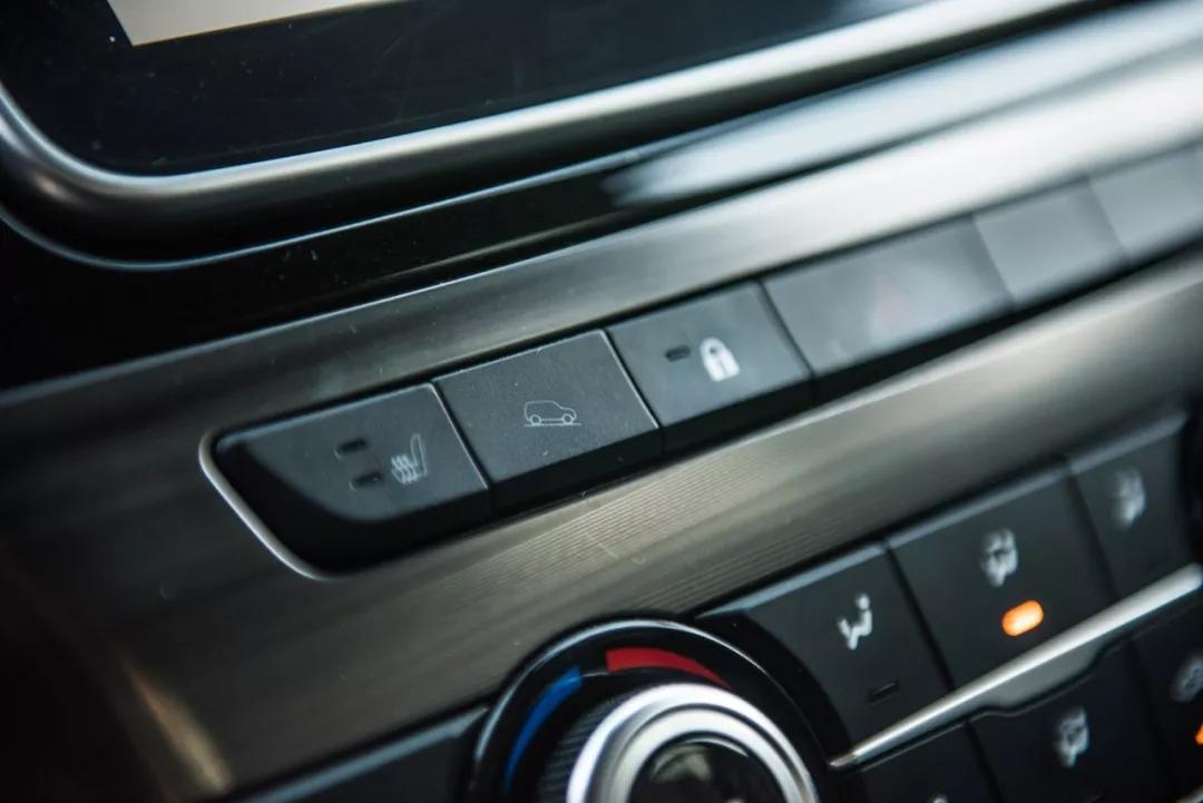 mu-X牧游侠车型,mu-x牧游侠怎么样