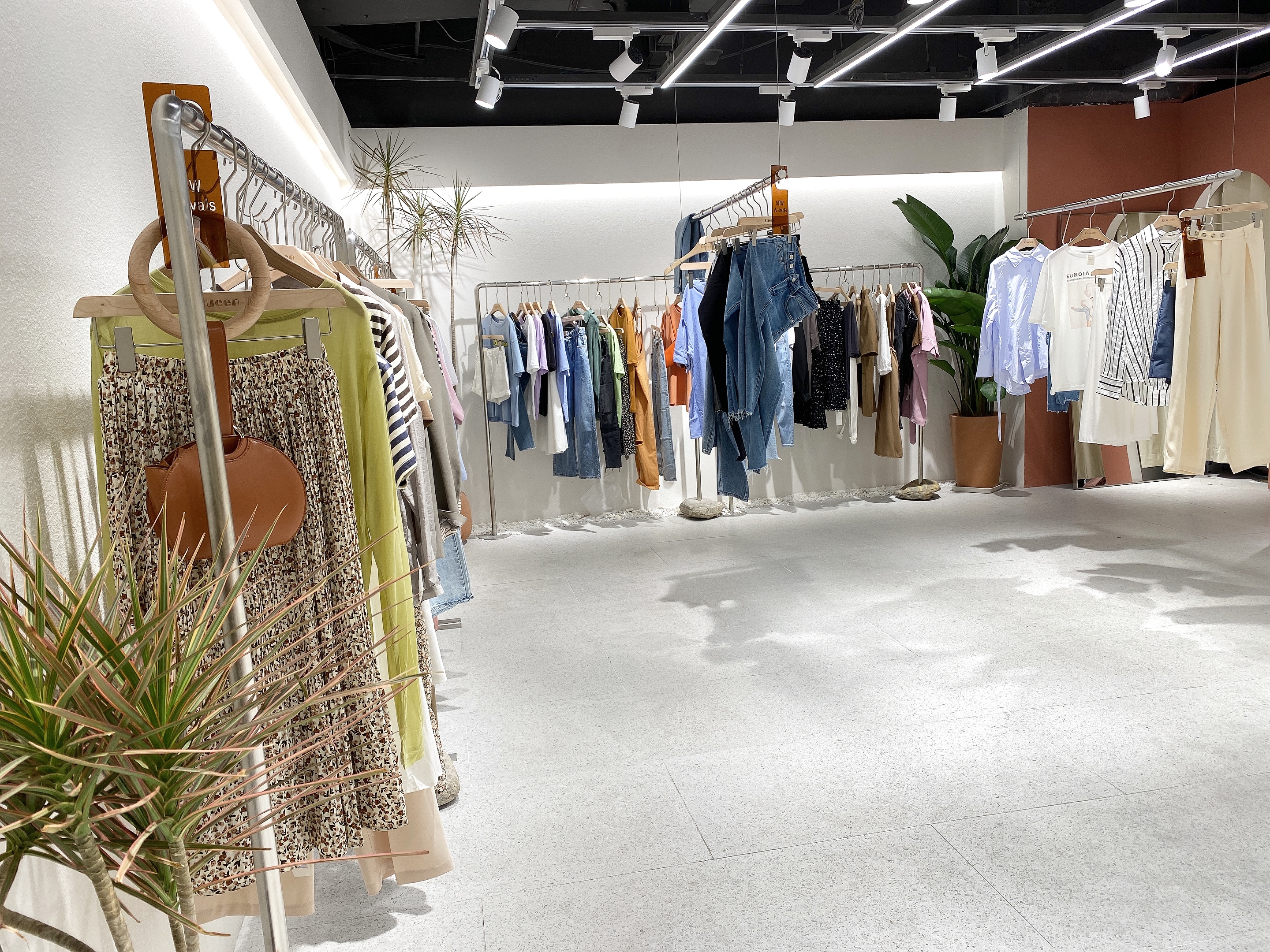 福州中亭服装批发城,福州中亭街服装批发哪家最时尚