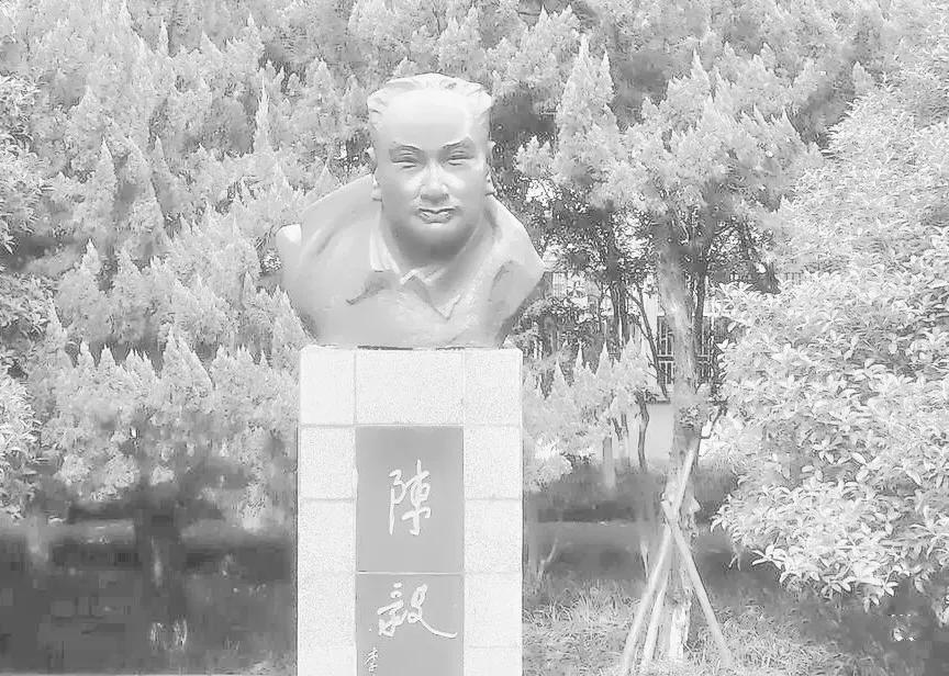 武汉高校中,最美武汉大学,“亚美”属于中南财经政法大学