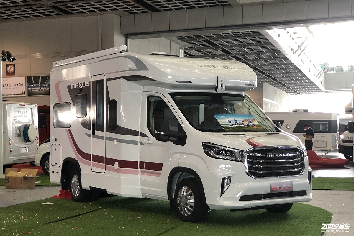 c型房车平头车,适合改房车的轻客底盘