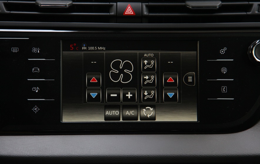 米花汽车,17款雪铁龙毕加索c4p试驾