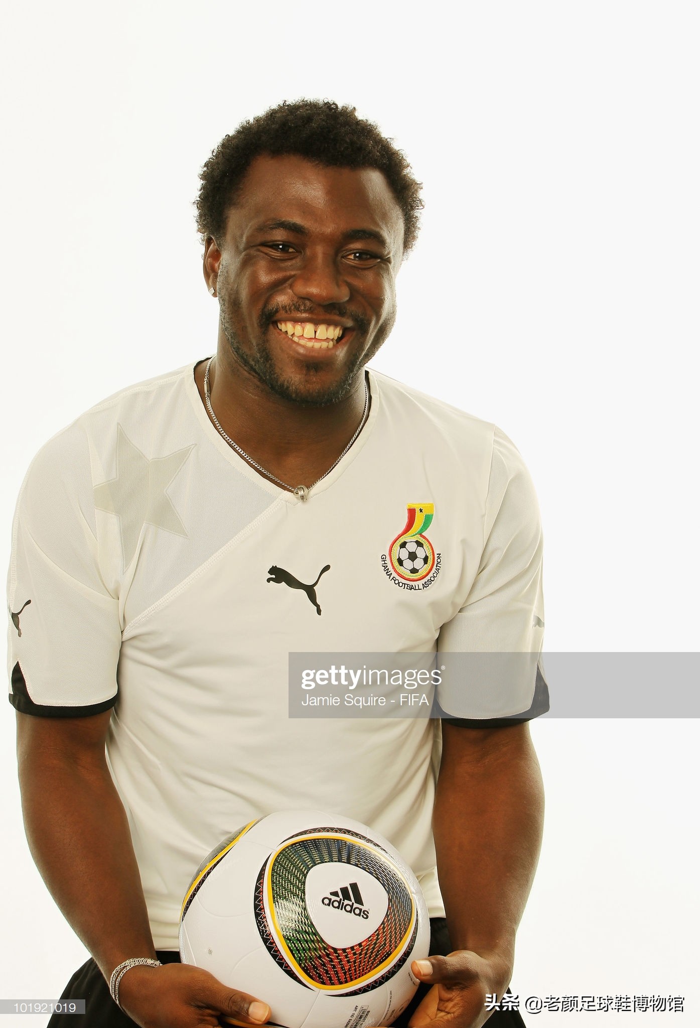 非洲最强10号球员，斯托伊科维奇是他替补，弟弟三个儿子都是国脚