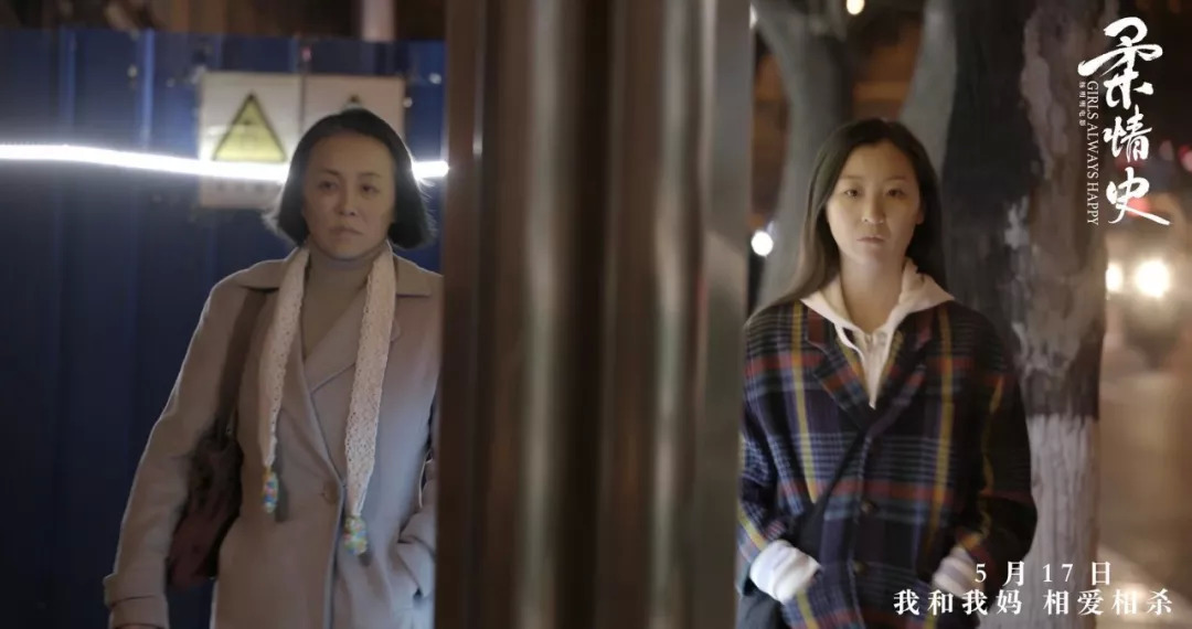 杨鸣采访视频,杨鸣被记者采访