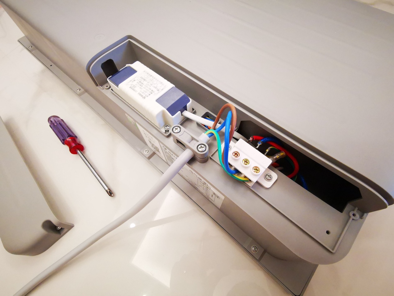 公牛暖阳阳浴霸安装,公牛浴霸好还是风暖浴霸好