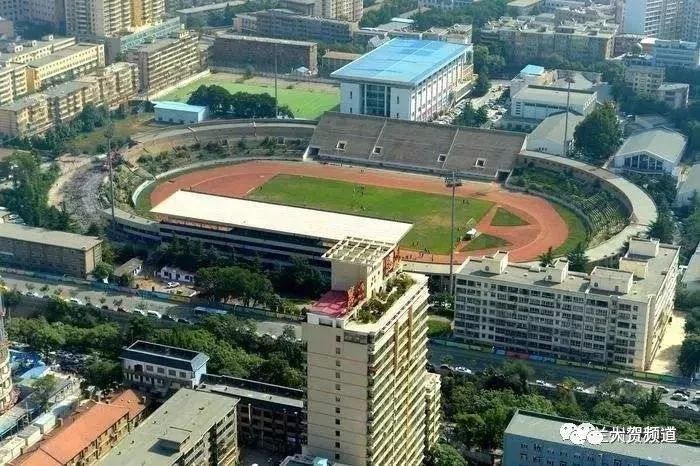 兰州奥体中心能容纳多少人,兰州奥体中心哪个位置好