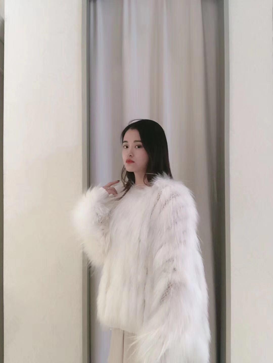 穿皮草为什么有人说难看,穿皮草不好看怎么回事