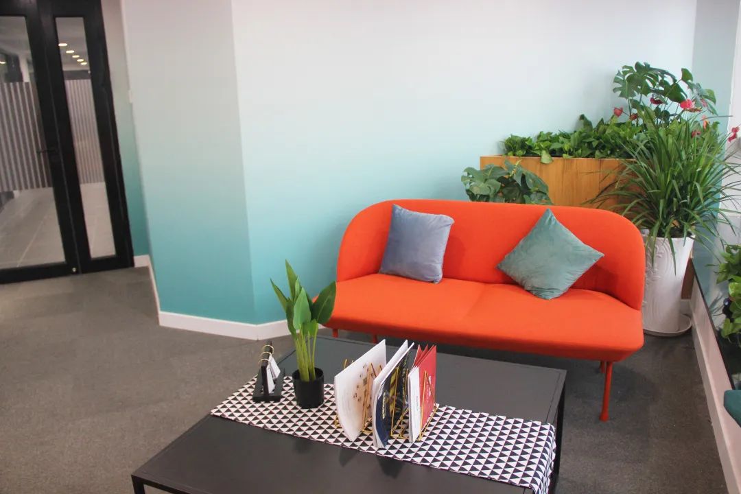 没技术没人脉没资金怎么创业,没资源没人脉怎么样才能成功