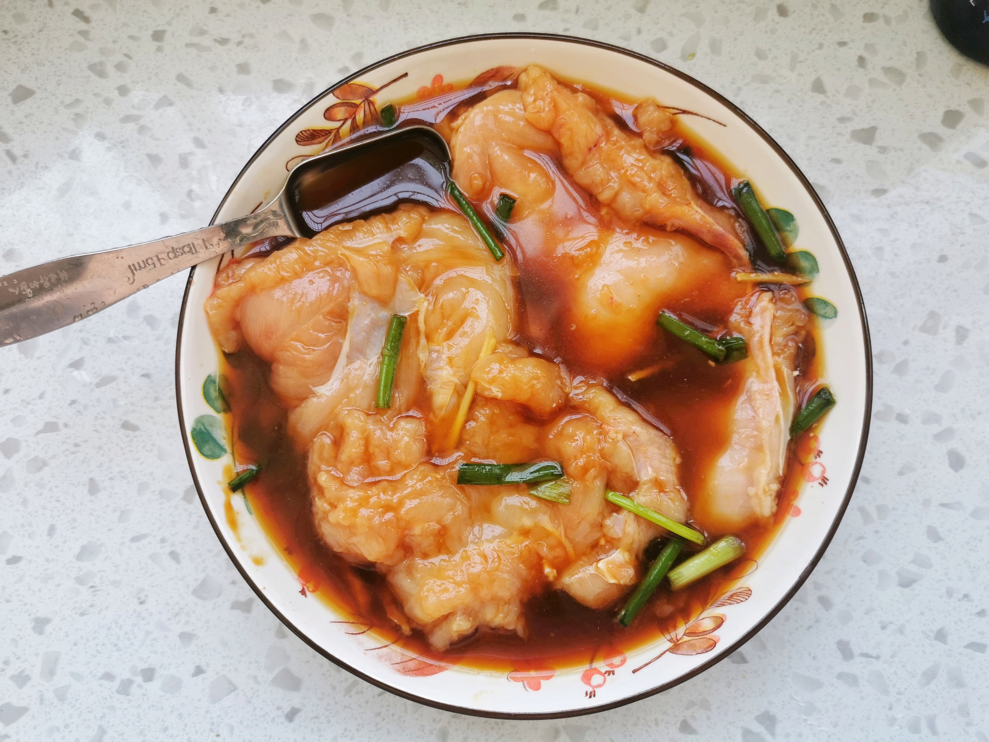 炸鸡排的腌制方法最正宗的做法,炸鸡排怎么腌制蘸面包糠