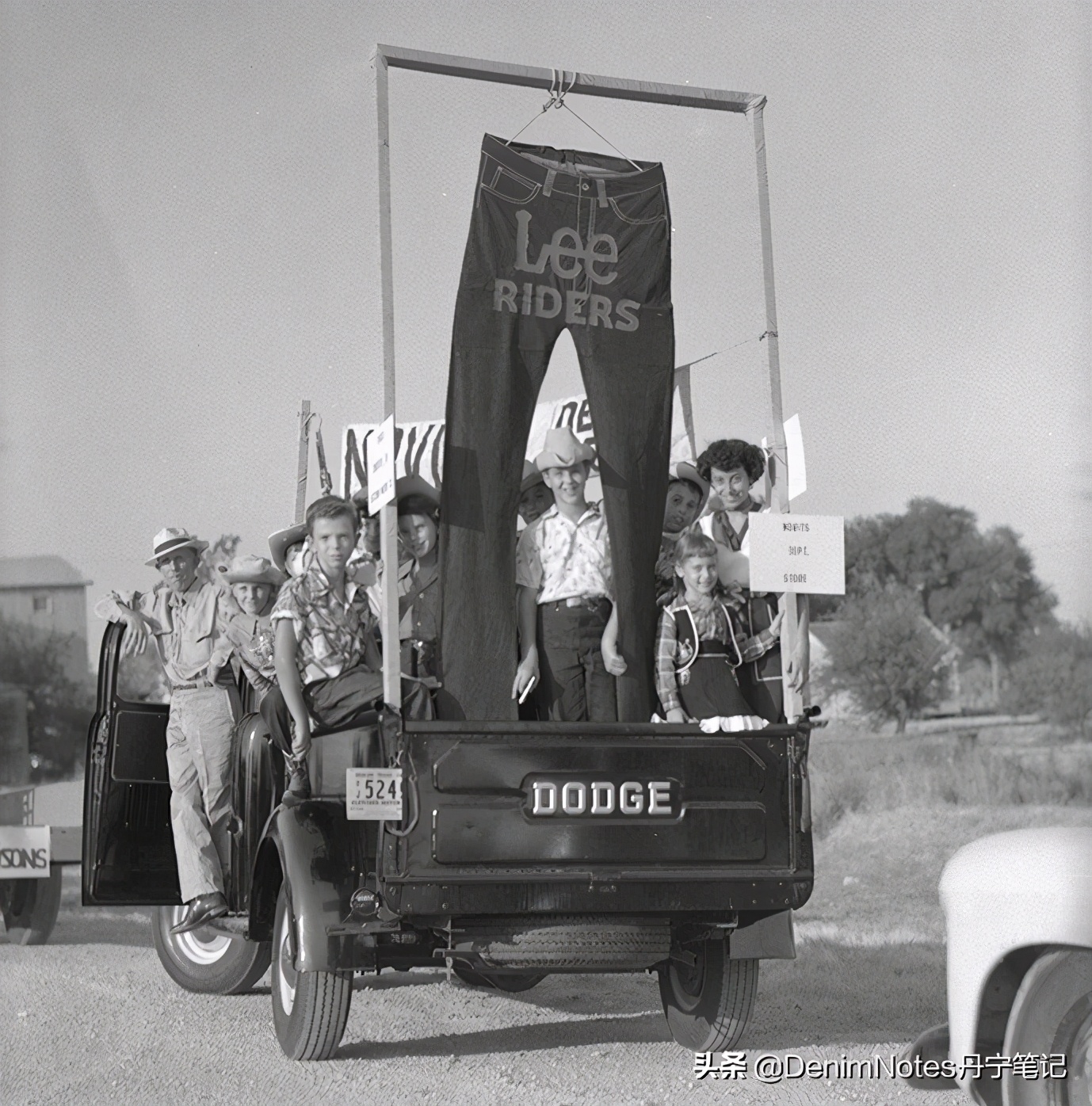 lee风暴骑士夹克码数,杰克琼斯夹克怎么区分真假
