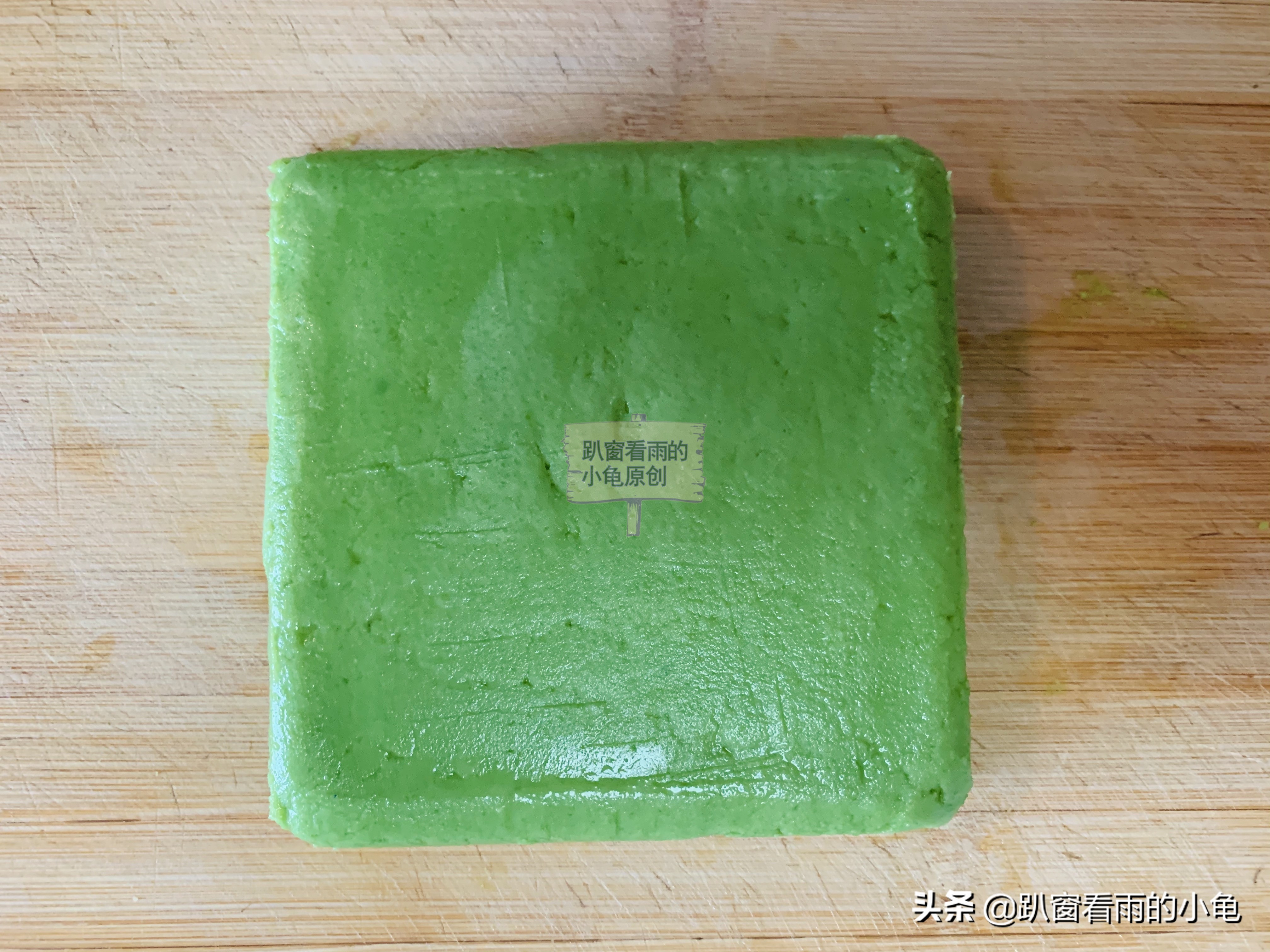 青豌豆怎么做出来好吃,青豌豆怎么做好吃不上火