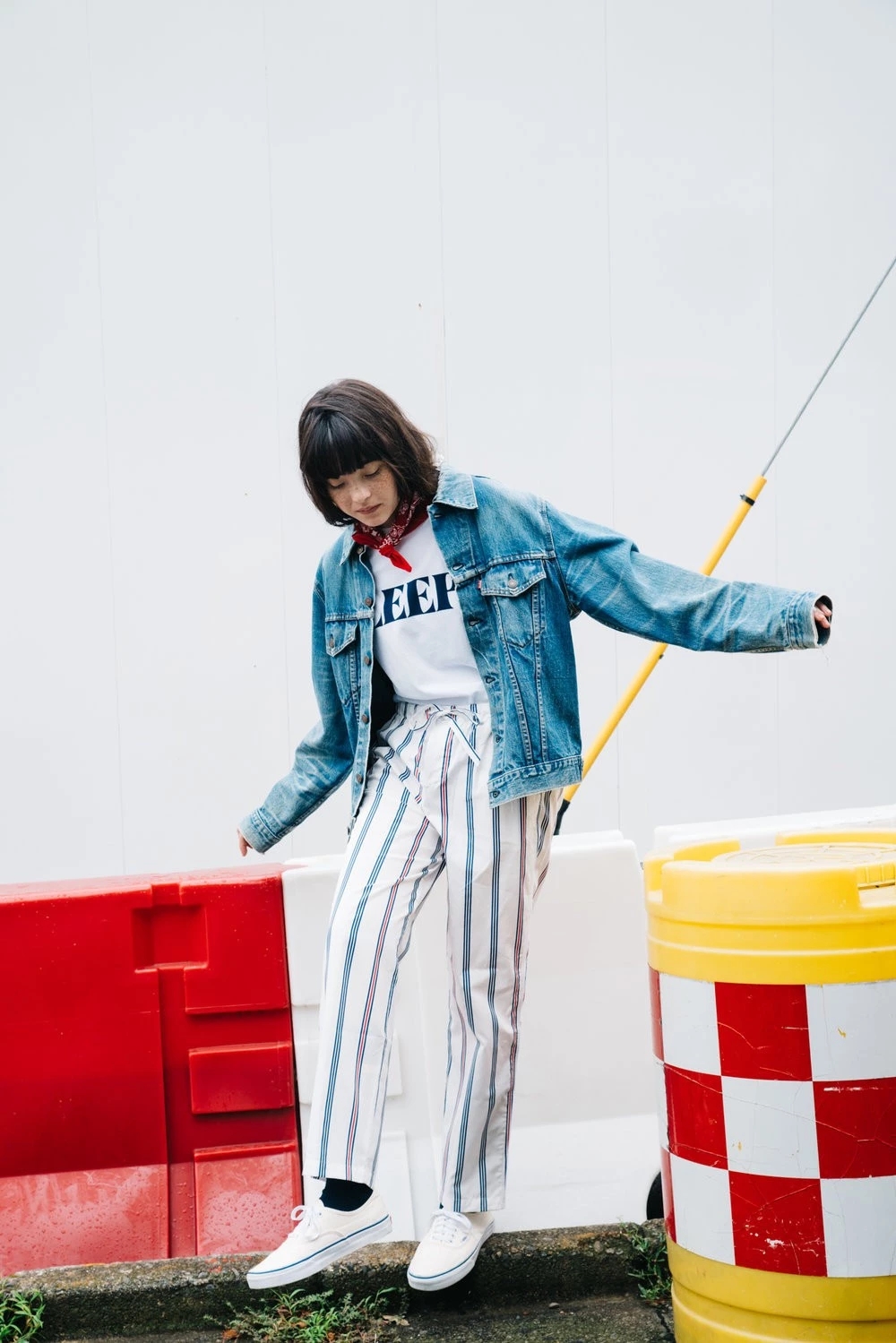 腿短的女生穿什么裤子显高,高腰裤小个子显腿直