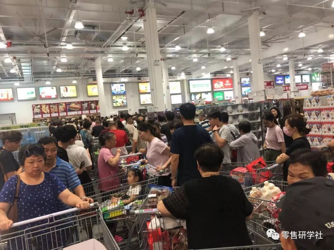 与山姆会员商店有何不同？Costco中国首店售卖活鲜