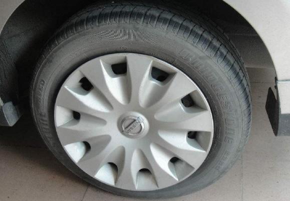 修车后必须带走的4个零件,修车时这几个零件一定记得拿回