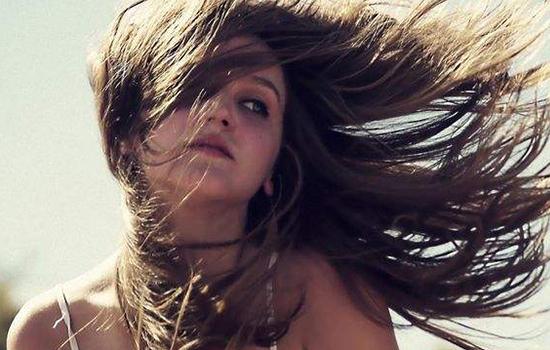 木北造型：染灰色偏青怎么补救怎样降低染发的危害