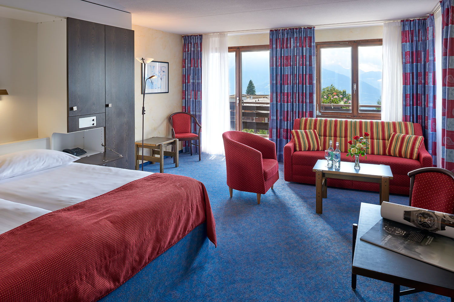 前方到站,瑞士维拉尔小镇