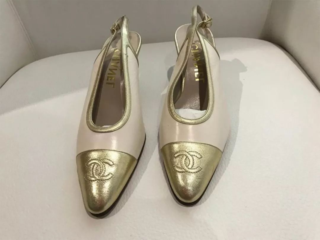 戴安娜王妃穿的什么牌子的鞋,戴安娜穿的什么鞋