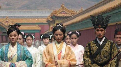 为什么16个宫女杀嘉靖皇帝,16个宫女为什么杀嘉靖皇帝